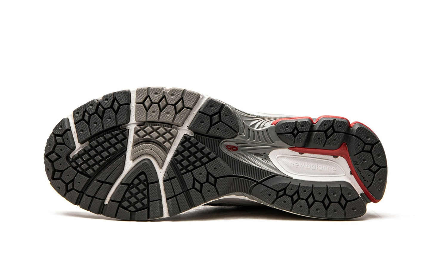 2002R Silver Metallic