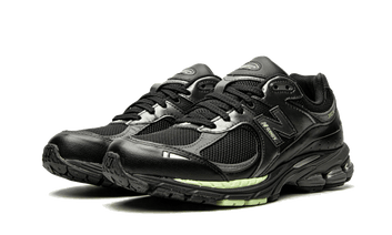 New Balance 2002R Black Silver Green