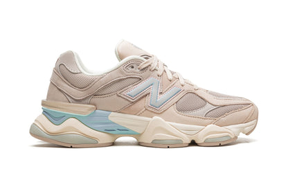 9060 Ivory Cream